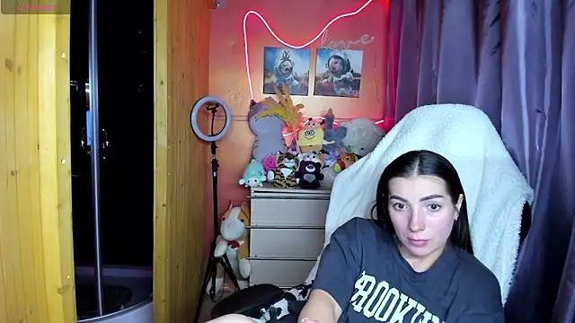 Snapshot of Fiery_Brunette_ chatting on 11, 3, 2026 Fiery Brunette online show from 11, 3, 2026