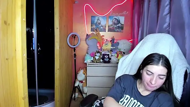 Snapshot of Fiery_Brunette_ chatting on 27, 3, 2026 Fiery Brunette online show from 27, 3, 2026