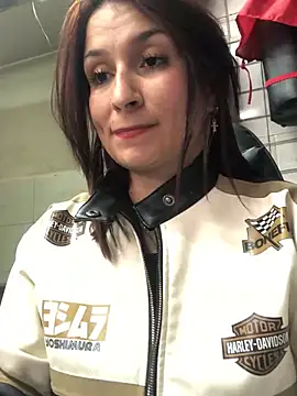 Paula382023 online show from 17, 2, 2025