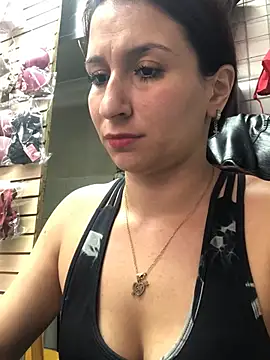 Paula382023 online show from 1, 3, 2025
