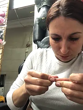 Paula382023 online show from 4, 3, 2025