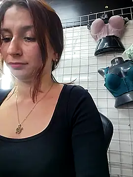 Paula382023 online show from 18, 3, 2025