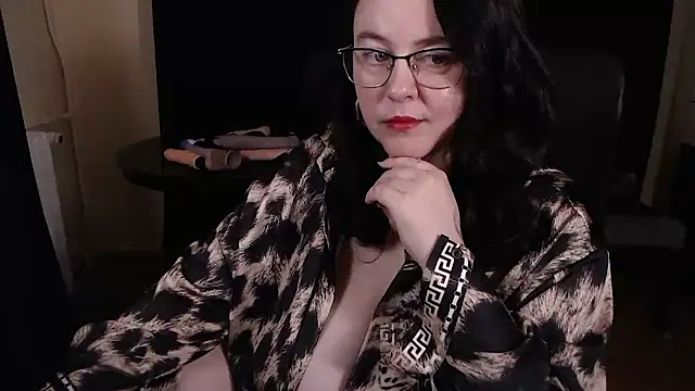 Snapshot of poshmistress chatting on 13, 11, 2025 poshmistress online show from 13, 11, 2025