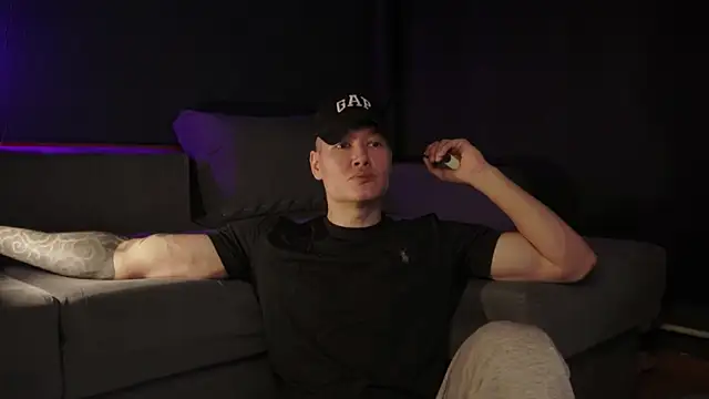 Snapshot of RODARRI chatting on 21, 12, 2025 RODARRI online show from 21, 12, 2025