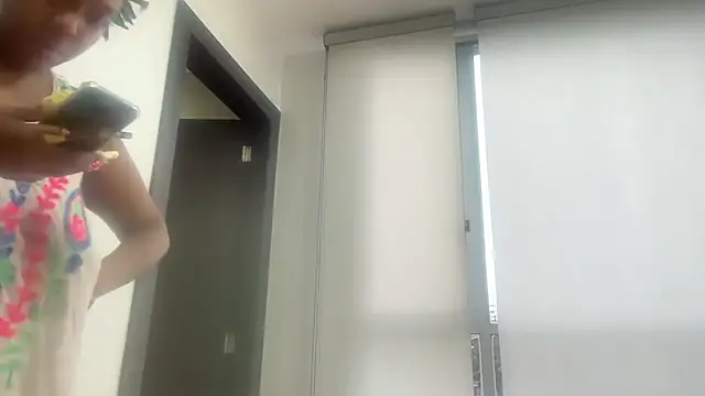 ChocolateCakeQueen online show from 13, 1, 2026