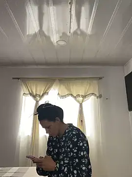 hannahb-e online show from 17, 10, 2025