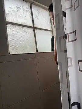 Snapshot of hannahb-e chatting on 13, 3, 2026 hannahb-e online show from 13, 3, 2026