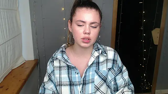 IsabellaBler online show from 8, 12, 2024