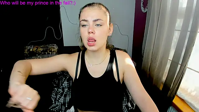 IsabellaBler online show from 10, 9, 2025