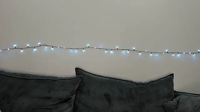 Snapshot of JennyRosh chatting on 4, 3, 2026 JennyRosh online show from 4, 3, 2026