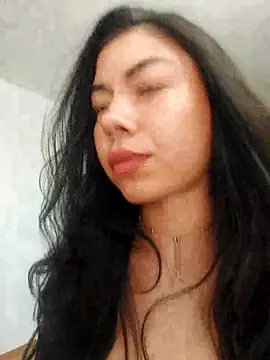 Snapshot of -ShaniArgentina- chatting on 10, 10, 2025 -ShaniArgentina- online show from 10, 10, 2025