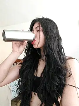 Snapshot of -ShaniArgentina- chatting on 13, 10, 2025 -ShaniArgentina- online show from 13, 10, 2025