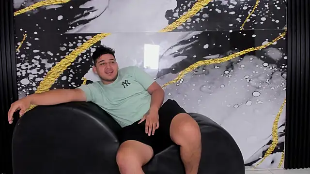 sweethot    online show from 5, 10, 2025