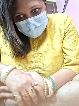 Snapshot of kunjan789 chatting on 19, 12, 2024 kunjan789 online show from 19, 12, 2024