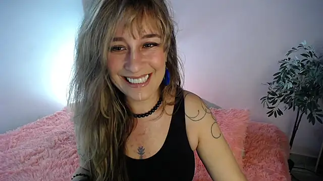 Paula Paz online show from 17, 12, 2025