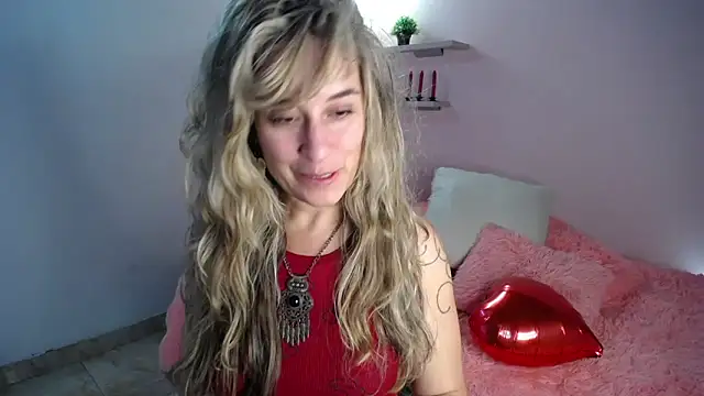 Paula Paz online show from 17, 2, 2026