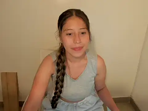 Snapshot of kiaraowen chatting on 15, 3, 2025 kiaraowen online show from 15, 3, 2025