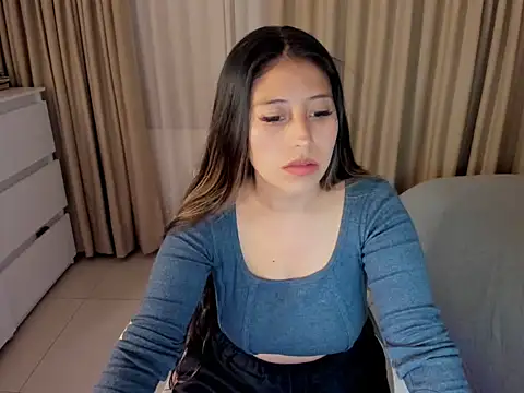 Snapshot of kiaraowen chatting on 27, 9, 2025 kiaraowen online show from 27, 9, 2025
