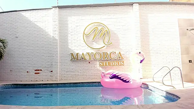 EVELIN MASON online show from 1, 11, 2025