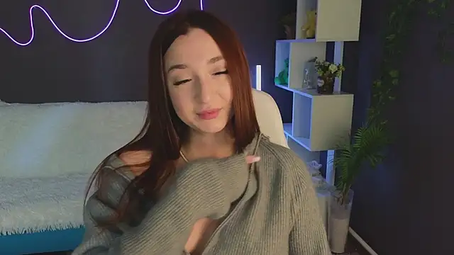 Snapshot of YasmineWest chatting on 16, 10, 2025 YasmineWest online show from 16, 10, 2025