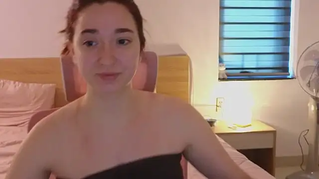 YasmineWest online show from 29, 3, 2026