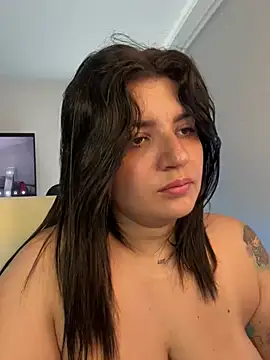 horny roomiess online show from 18, 1, 2025