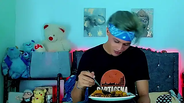 Snapshot of Liamscott_ chatting on 12, 3, 2026 Liamscott online show from 12, 3, 2026