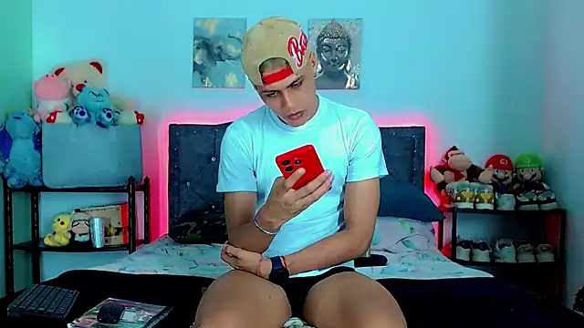 Snapshot of Liamscott_ chatting on 17, 3, 2026 Liamscott online show from 17, 3, 2026