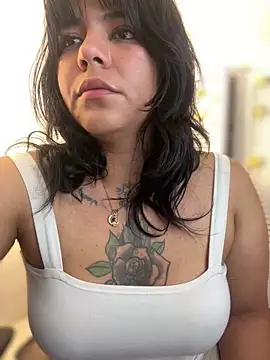 JulianaCastillo online show from 29, 12, 2024