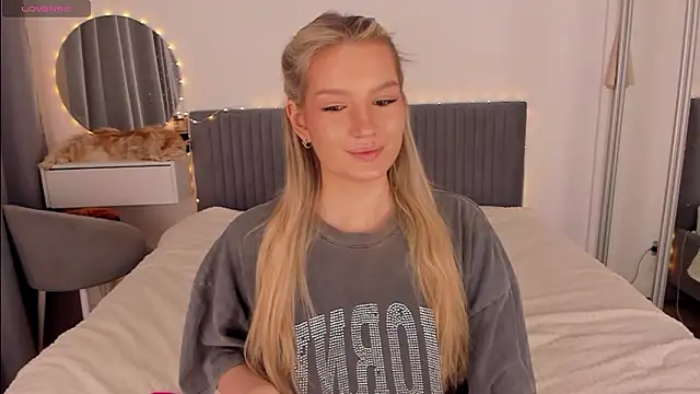 CassieRayss online show from 22, 2, 2026