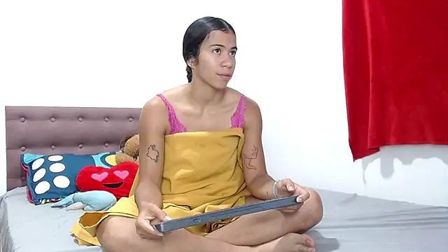 CleoAndAshley online show from 14, 12, 2024