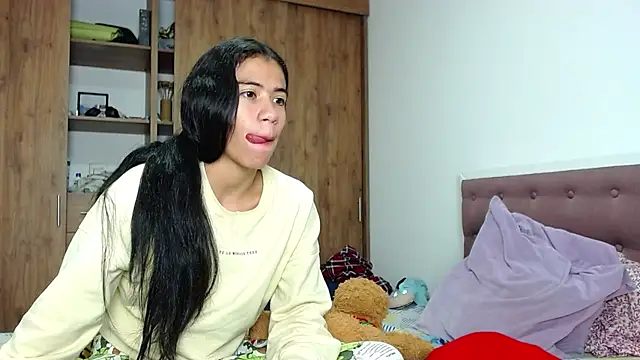 CleoAndAshley online show from 6, 3, 2025