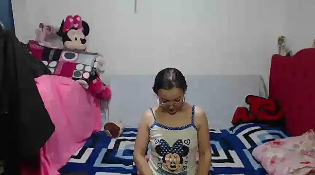 Angela 18honey online show from 18, 1, 2025