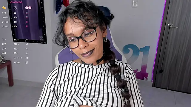 Snapshot of Lips_SaraSofia2 chatting on 5, 2, 2025 Lips SaraSofia2 online show from 5, 2, 2025