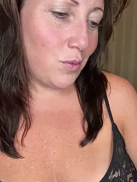 xsexycurvymilf online show from 5, 12, 2024