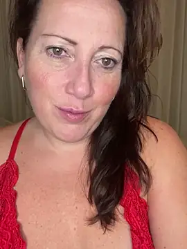 xsexycurvymilf online show from 12, 12, 2024