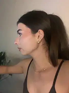 Snapshot of Coralinee_01 chatting on 12, 3, 2026 Coralinee 01 online show from 12, 3, 2026