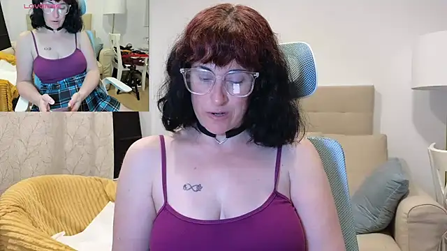 emmita69  online show from 18, 3, 2026