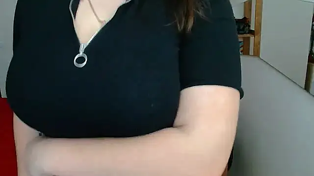 leila beayte  online show from 10, 12, 2024
