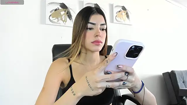 Snapshot of MerySummer chatting on 15, 1, 2025 MerySummer online show from 15, 1, 2025