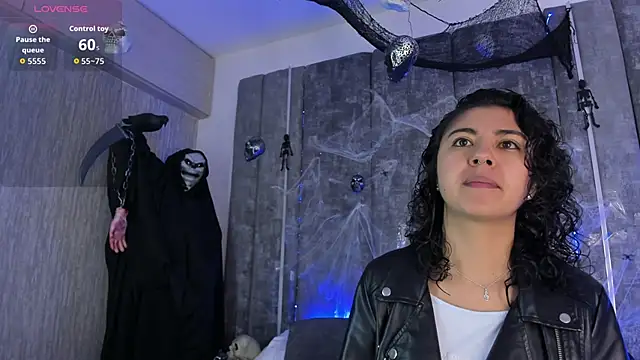 Snapshot of Amareto_ chatting on 1, 11, 2025 Amareto online show from 1, 11, 2025