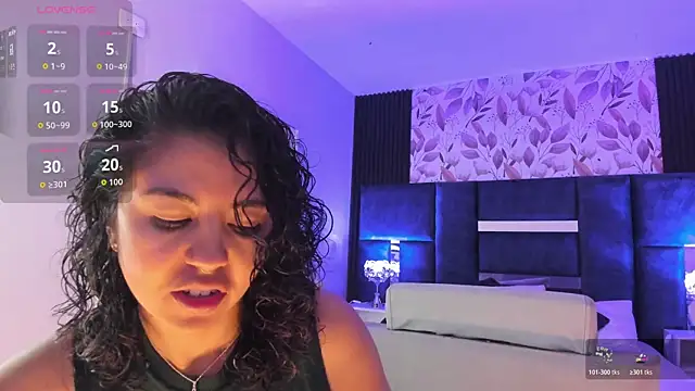 Snapshot of Amareto_ chatting on 14, 11, 2025 Amareto online show from 14, 11, 2025