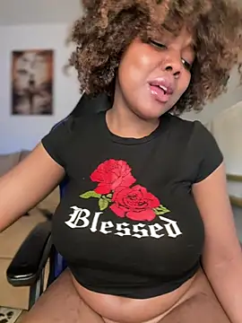 SSEXYBUBBLEBUTT101 online show from 22, 12, 2024