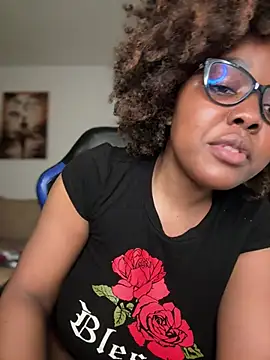 SSEXYBUBBLEBUTT101 online show from 30, 12, 2024