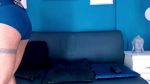 ricky vill  online show from 20, 12, 2024