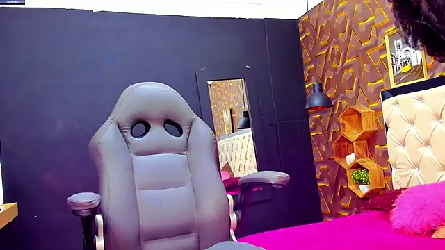 deyy madissonn online show from 10, 12, 2024