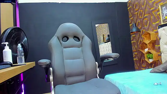 deyy madissonn online show from 14, 1, 2025