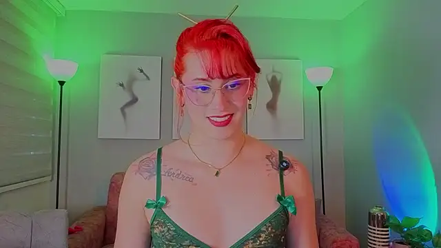 Juliana Saenzz online show from 17, 3, 2026