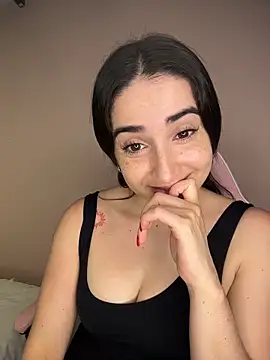 Snapshot of Victoria-And1 chatting on 17, 2, 2026 Victoria-And1 online show from 17, 2, 2026