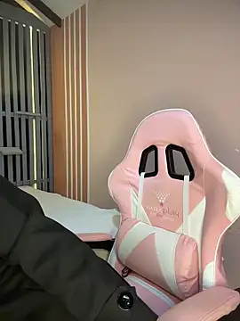 Snapshot of Victoria-And1 chatting on 23, 2, 2026 Victoria-And1 online show from 23, 2, 2026